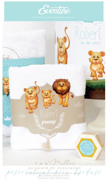 Trusou botez brodat pentru baieti cu regele leu si familia, The Lion family  11